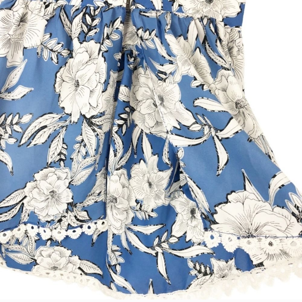 NWT Lovers + Friends Lifes A Beach Floral Top - Picture 6 of 16